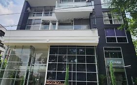 Apartamentos Borbon Suites